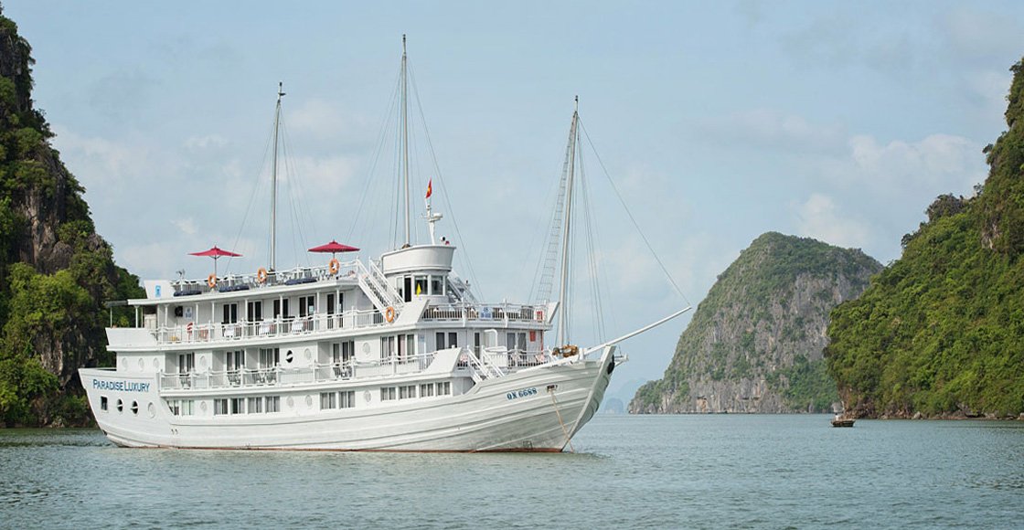 Day 2: Hanoi - Halong Bay - Overnight on cruise (B/L/D) - included escort tour guide and private transfer from/to Hanoi