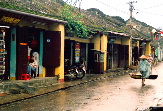 Day 4: Hanoi – Hoian (B)
