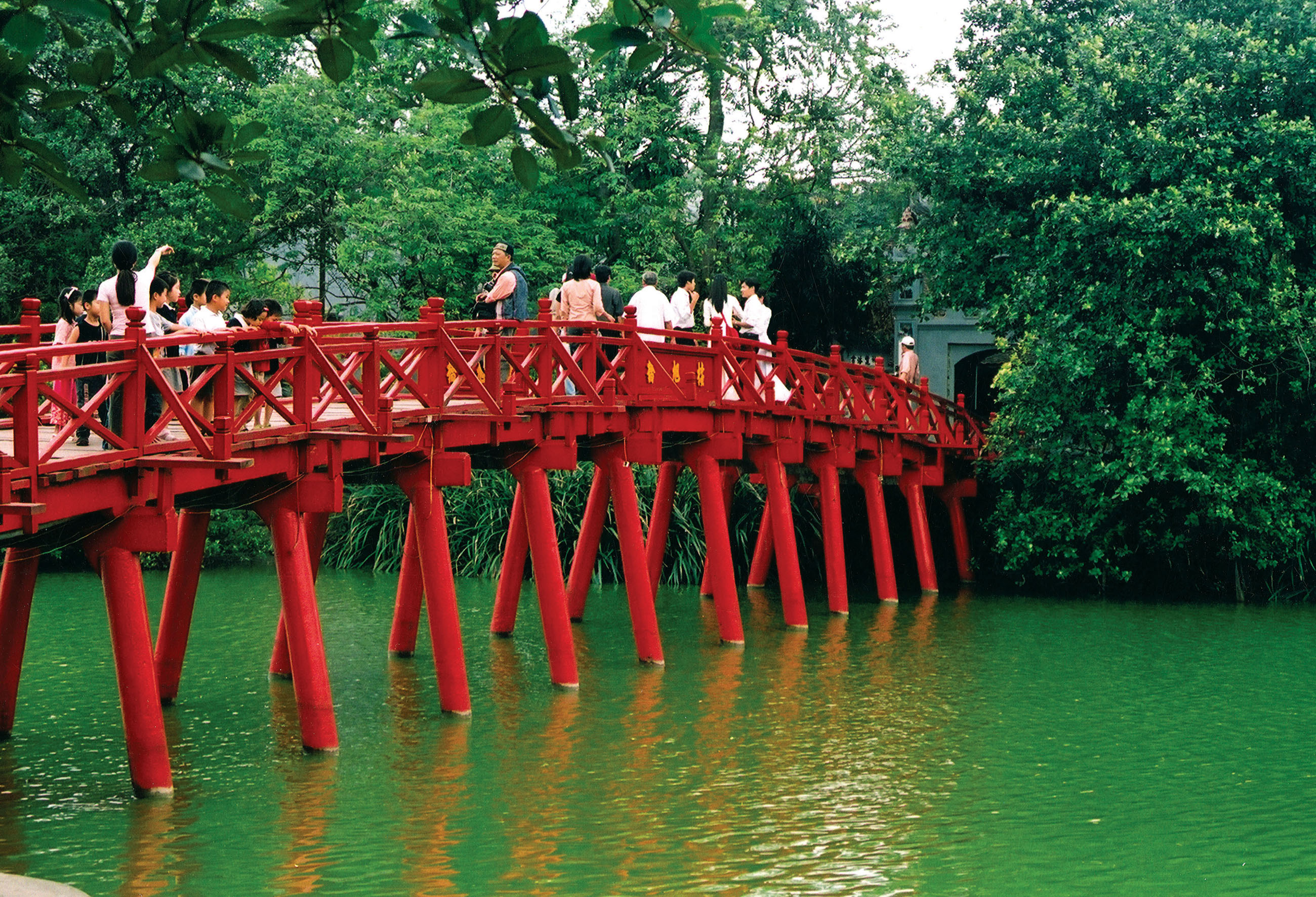 HANOI – HALONG BAY – COOKING CLASS TOUR